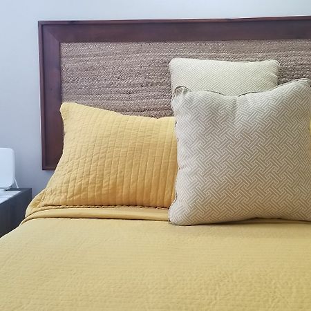 New Kingston Guest Apartment Hampshire ภายนอก รูปภาพ